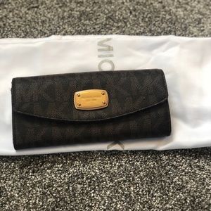 Michael Kors Large Wallet